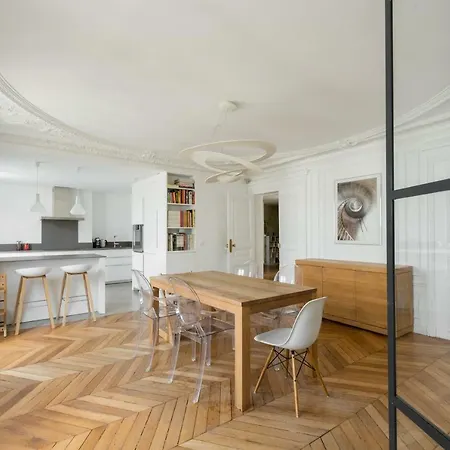 Rue Du Cardinal Mercier By Onefinestay