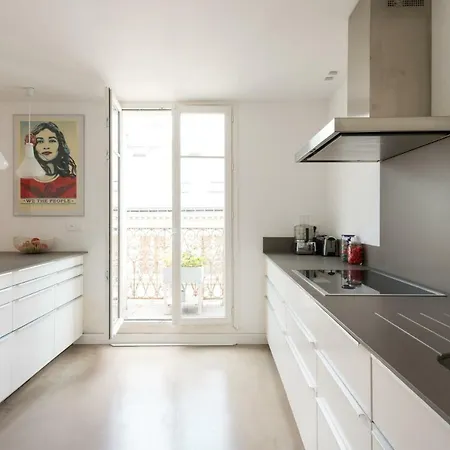 Rue Du Cardinal Mercier By Onefinestay
